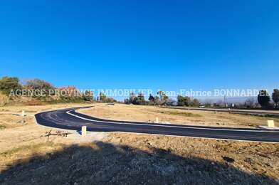 Terrain  93000 €