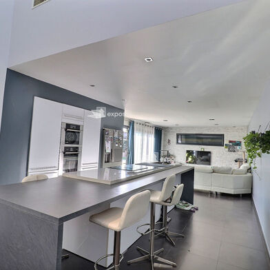 Maison 4 pièces 390000 €