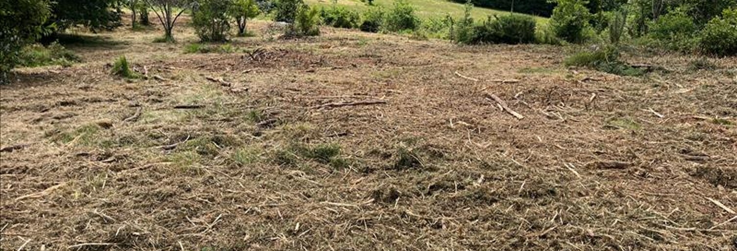 Terrain  8680 m² à vendre à Le Vigan-en-Quercy (46300)