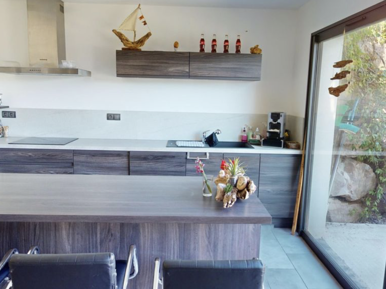 APPARTEMENT 111 M2 AVEC TERRAIN PRIVATIF - PORTICCIO — photo 1