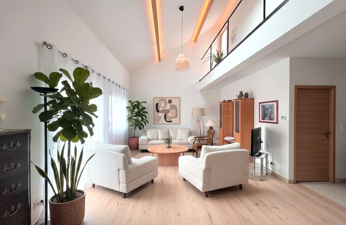 Maison - 9 pièce(s) - 275 m2 — photo 2