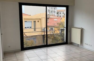 location appartement 620 € CC /mois à proximité de Beaucaire (30300)