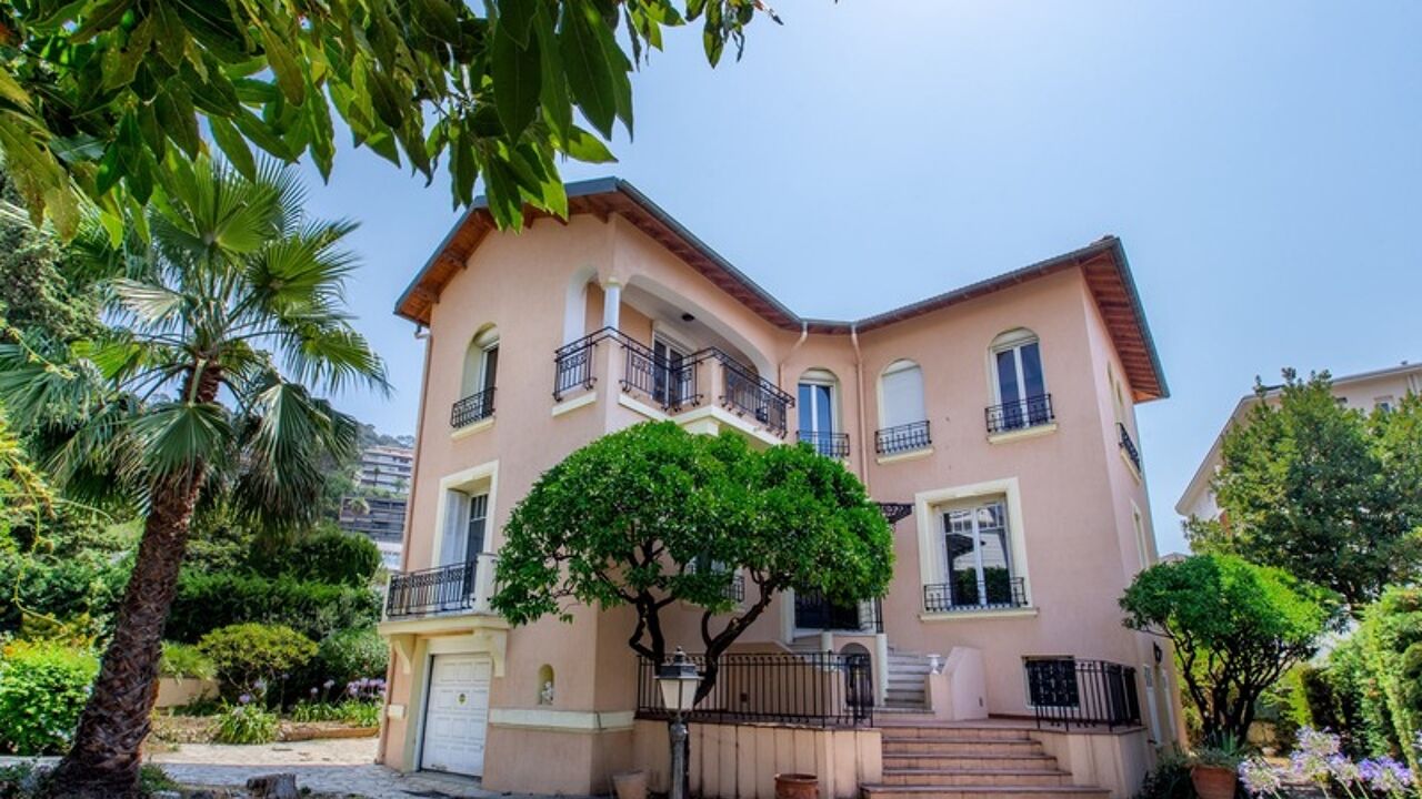maison 10 pièces 200 m2 à vendre à Nice (06300)