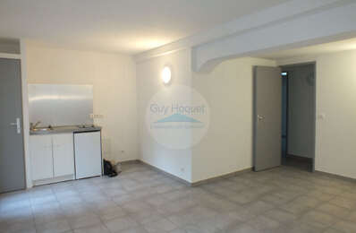 location appartement 1 140 € CC /mois à proximité de Tavel (30126)
