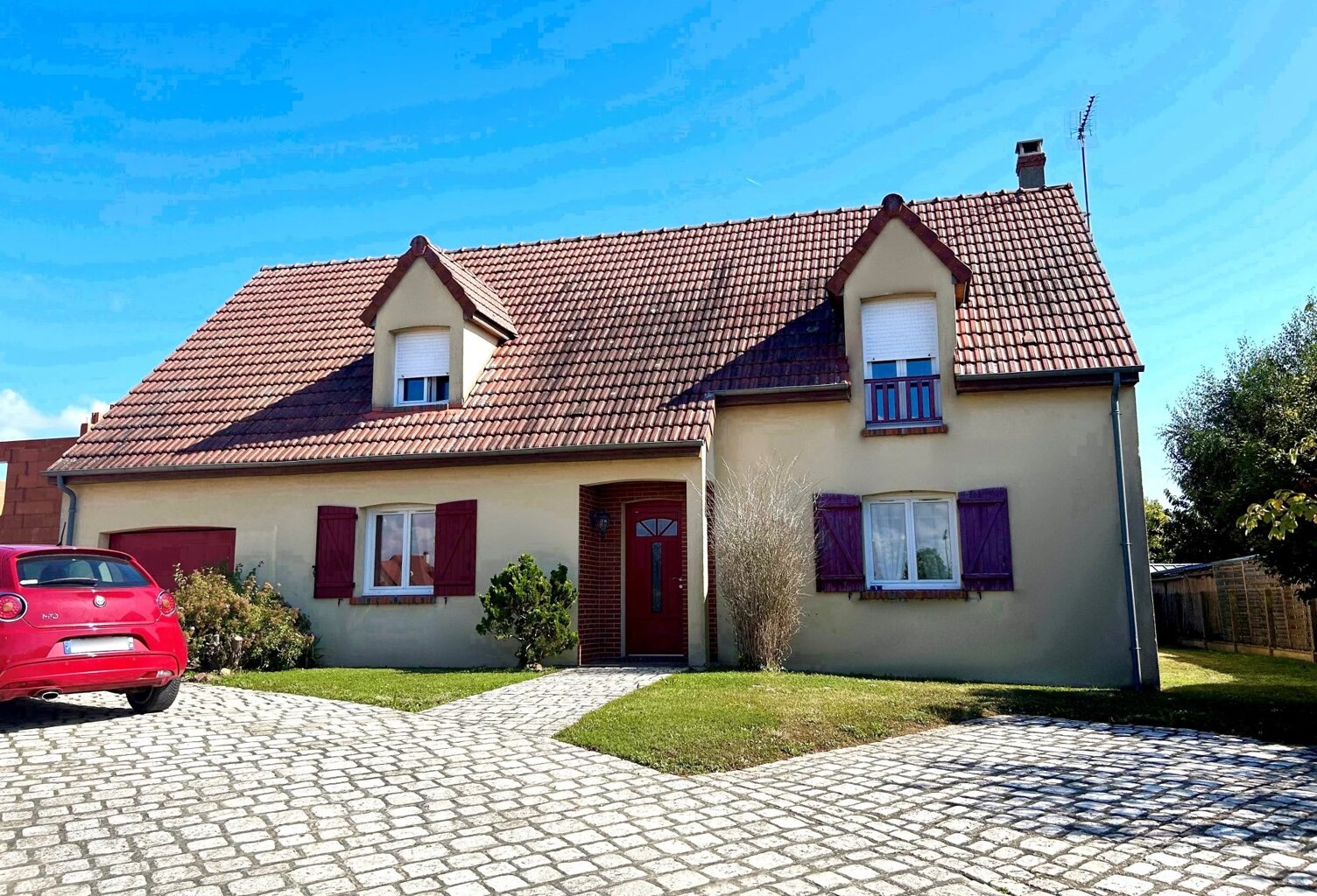 A VENDRE - Maison 6 pièces - POISVILLIERS proche LEVES-CHARTRES — photo 1