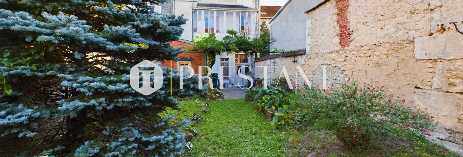 Immeuble  380 m² à vendre à Périgueux (24000)