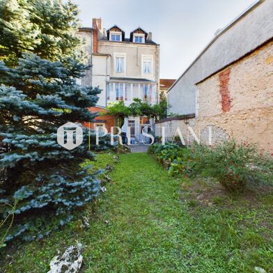 Immeuble  349600 €