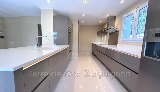 Villa / Maison 6 pièces  à vendre Draguignan 83300