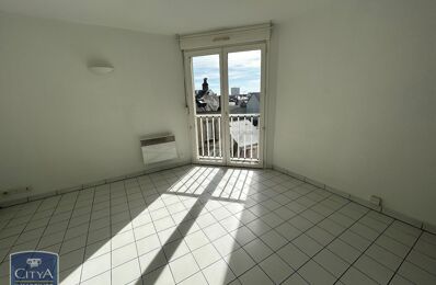 location appartement 379 € CC /mois à proximité de Saint-Cyr-sur-Loire (37540)