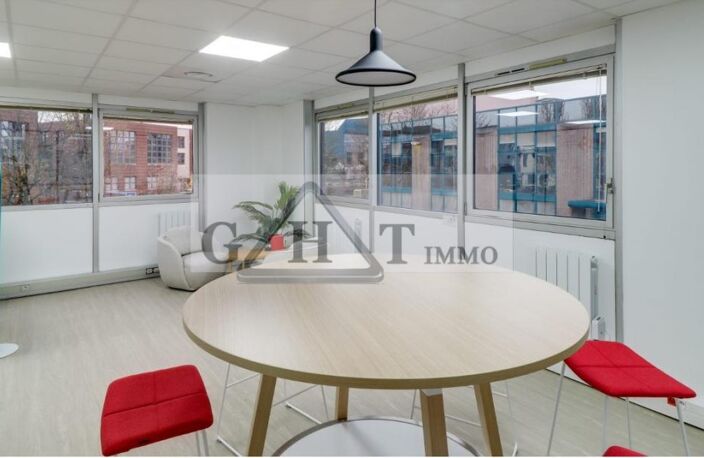 203M2 A LOUER VILLIERS SUR MARNE BUREAUX — photo 4