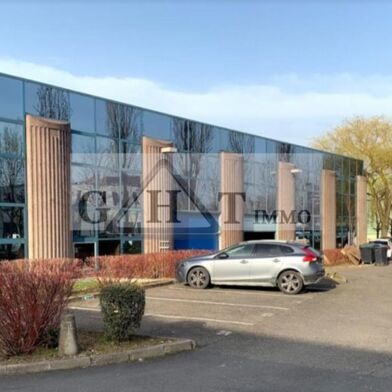 Local industriel  13025 €