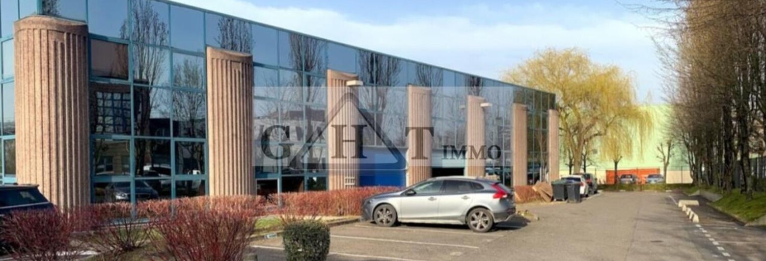 Local industriel  1067 m² à louer à Villiers-sur-Marne (94350)