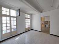 Trois appartements dans immeuble de caractère  à  Pezenas 202 m² intramuros — photo 2