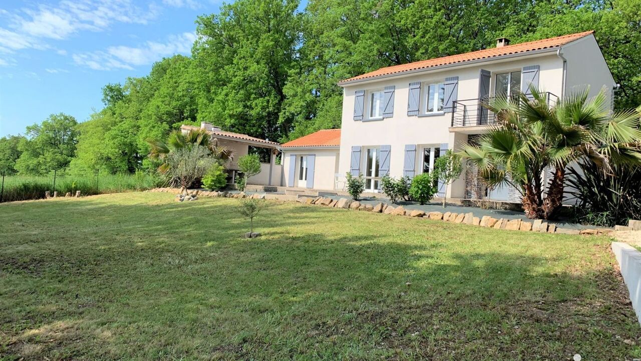 maison 5 pièces 137 m2 à vendre à Coulounieix-Chamiers (24660)