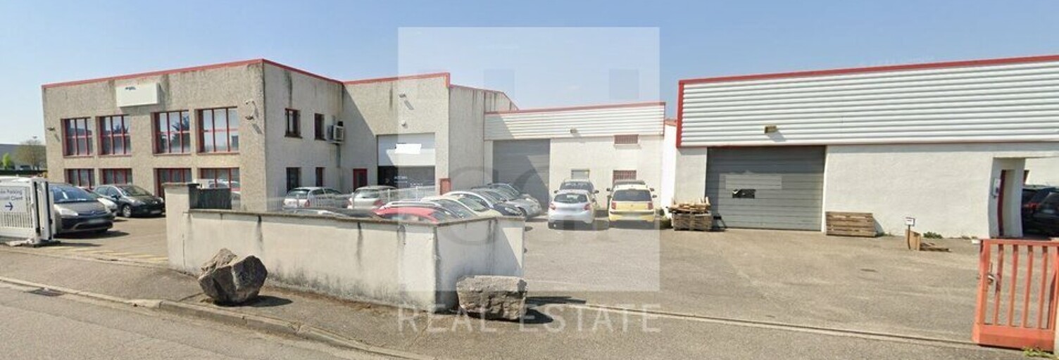 Commerce  219 m² à louer à Meyzieu (69330)