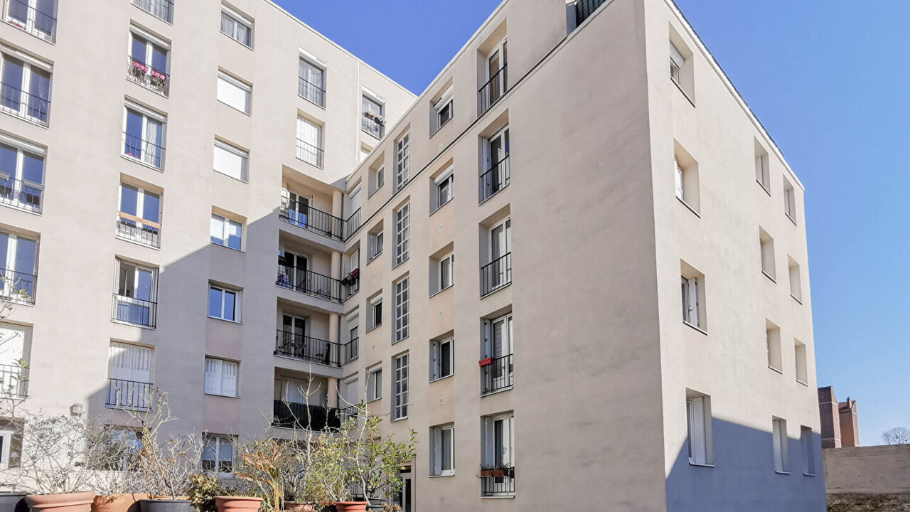 appartement 2 pièces 33 m2 à vendre à Montrouge (92120)