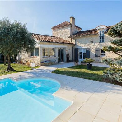 Maison 9 pièces 553000 €