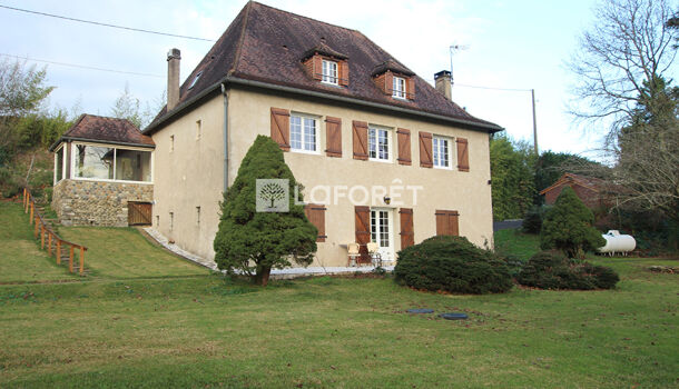 Villa / Maison 8 pièces  à vendre Sauveterre-de-Béarn 64390