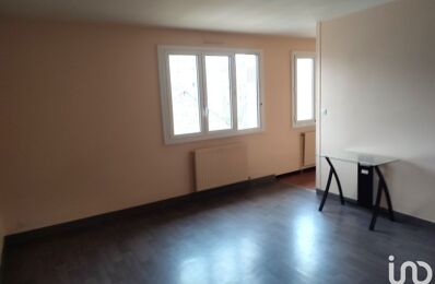 location appartement 350 € CC /mois à proximité de Saint-Roch (37390)
