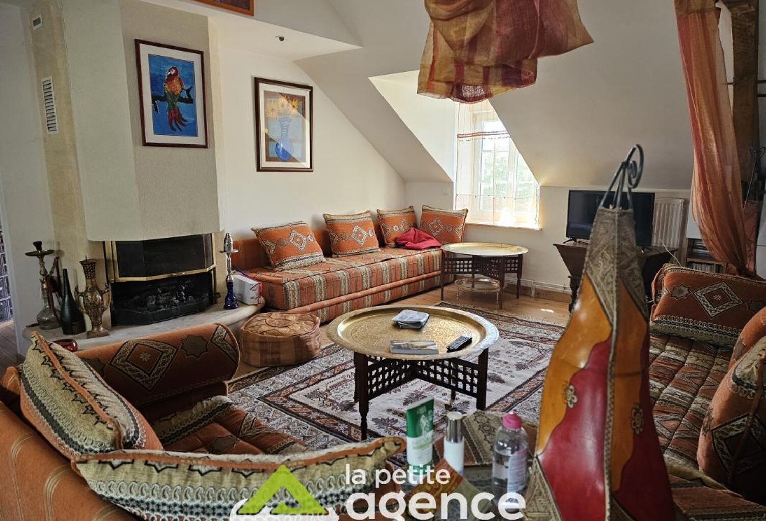 DUN SUR AURON ENSEMBLE IMMOBILIER D'UNE SUPERFICIE DE 180 M2 — photo 1