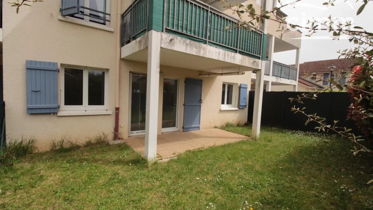 appartement 2 pièces 50 m2 à vendre à Saint-Étienne-de-Saint-Geoirs (38590)