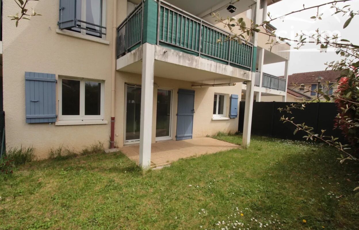 appartement 2 pièces 50 m2 à vendre à Saint-Étienne-de-Saint-Geoirs (38590)