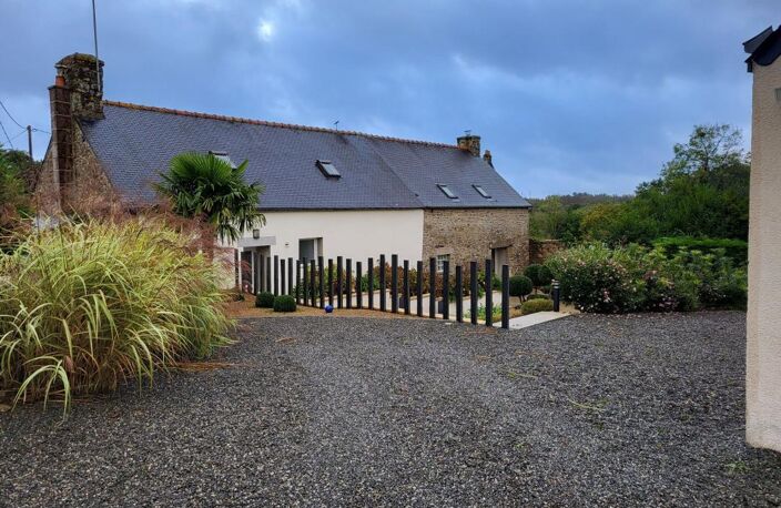 belle maison en pierre — photo 2