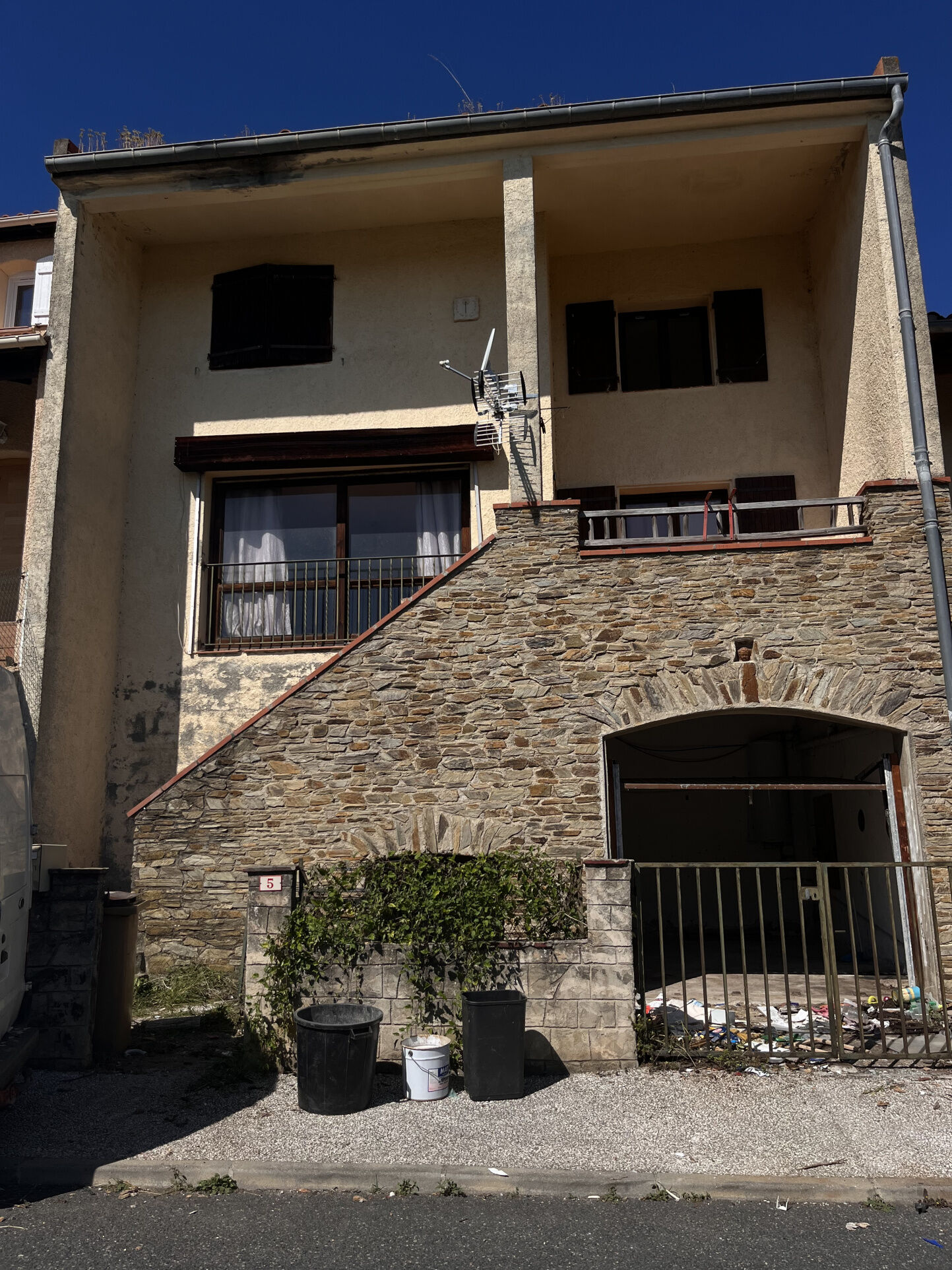 Villa / Maison  T7 à vendre Montbolo 66110