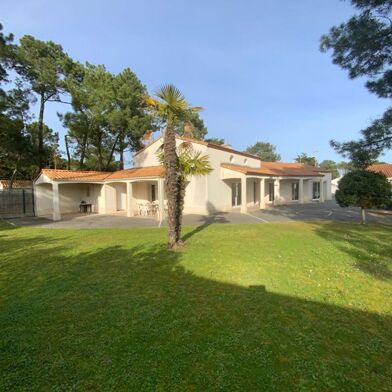 Maison 5 pièces 781200 €