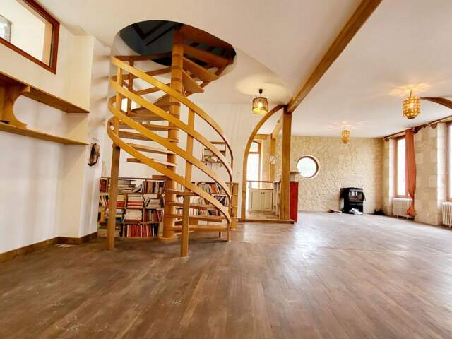 Maison T7 (162 m²) en vente à CHAUVIGNY — photo du bien
