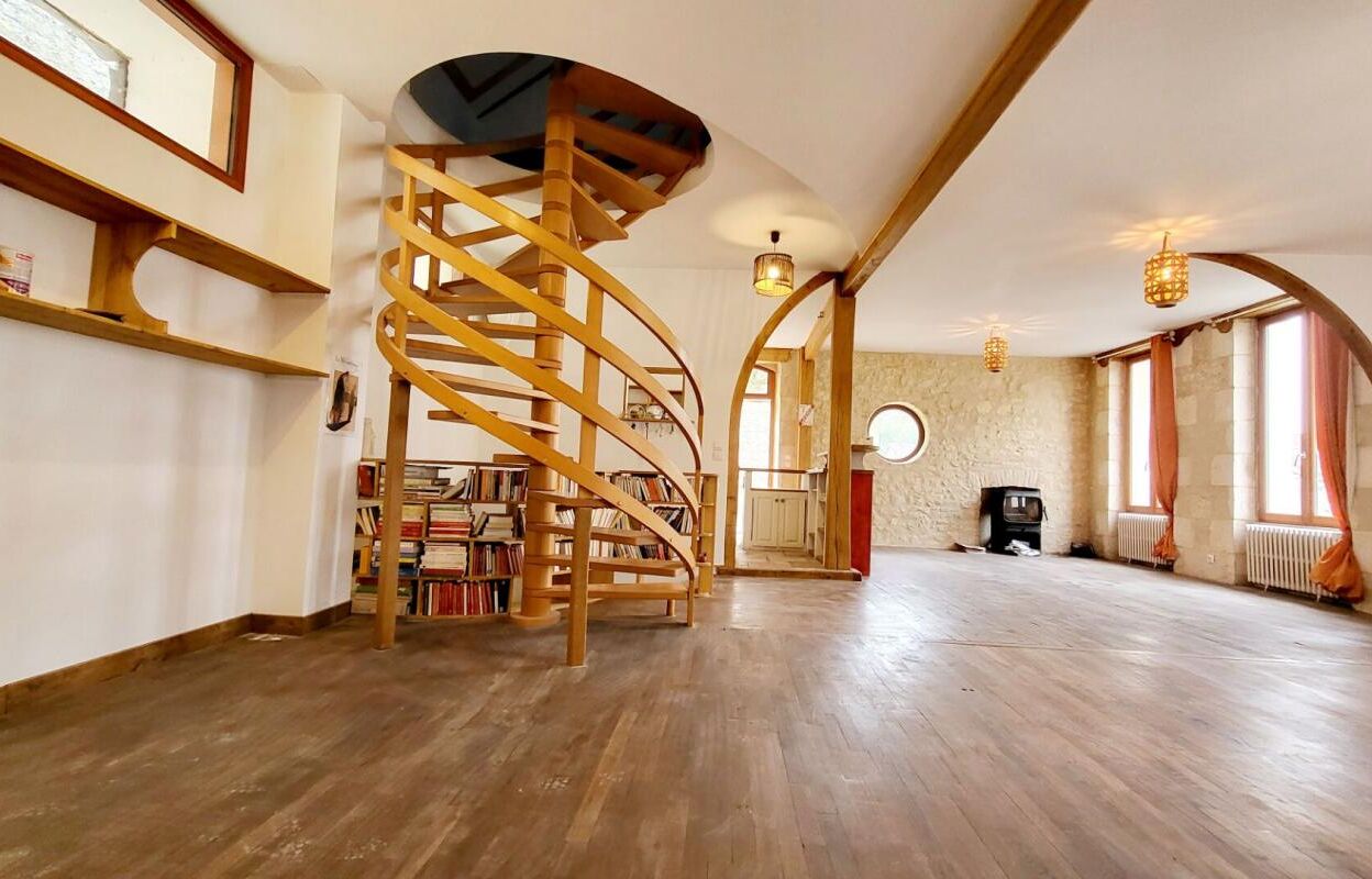 maison 5 pièces 162 m2 à vendre à Chauvigny (86300)