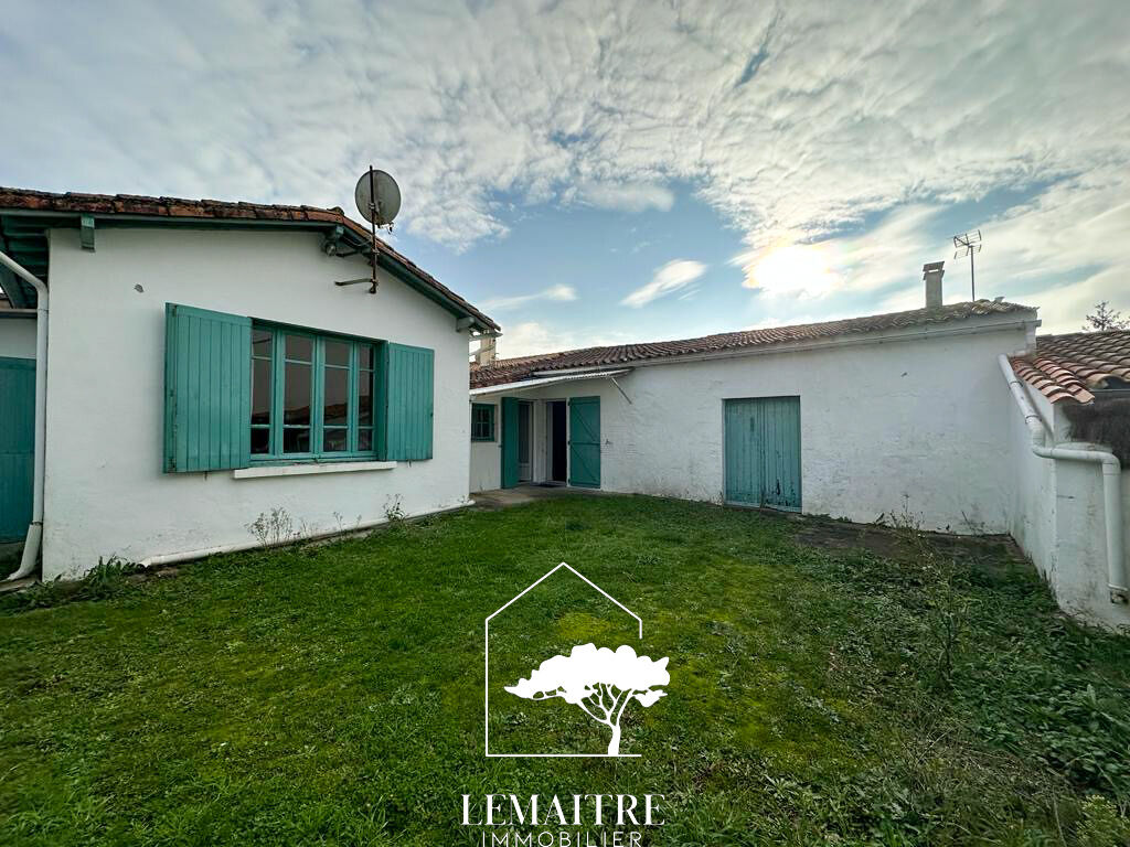 Villa / Maison  T4 à vendre Mathes (Les) 17570