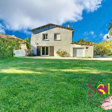 Maison 7 pièces 200220 €