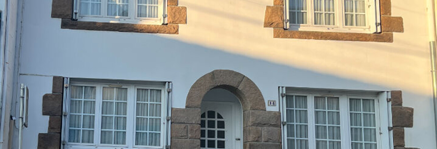 Maison 10 Pièces 208 m² à vendre à Landivisiau (29400)