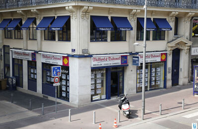 vente commerce 195 000 € à proximité de La Rue-Saint-Pierre (76690)