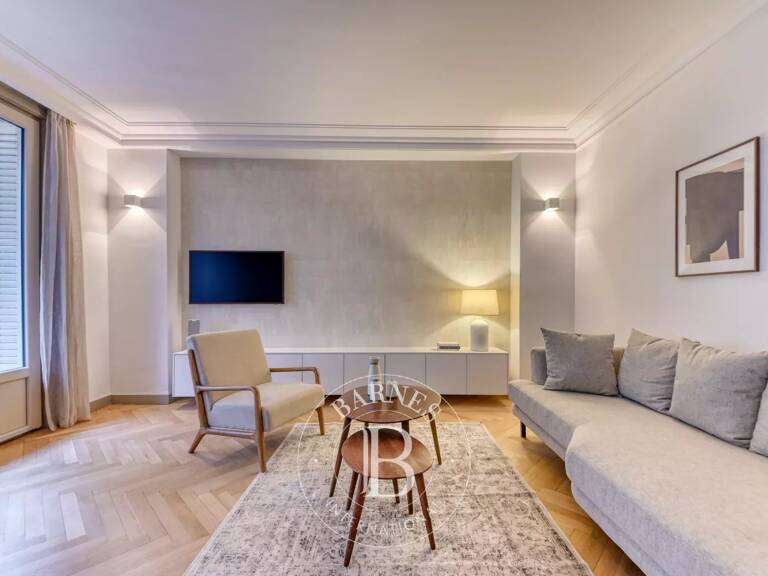 Lyon 6 - Puvis de Chavannes - Appartement meublé et rénové de 52,80 m² - Balcon - 1 Chambre — photo 1