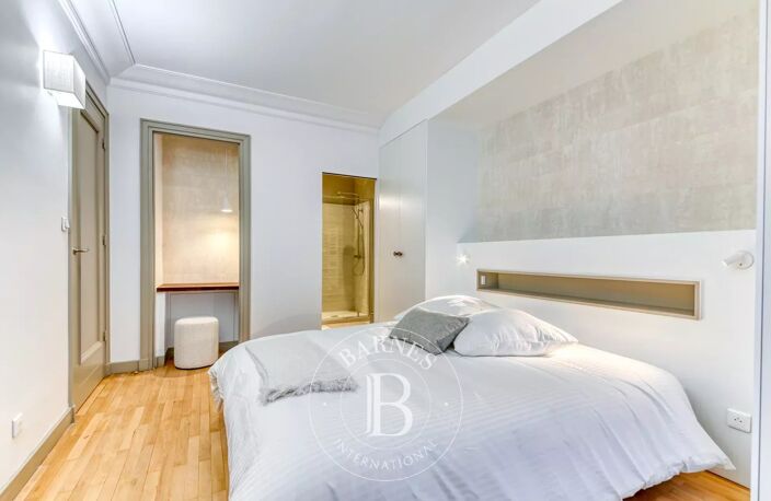 Lyon 6 - Puvis de Chavannes - Appartement meublé et rénové de 52,80 m² - Balcon - 1 Chambre — photo 5