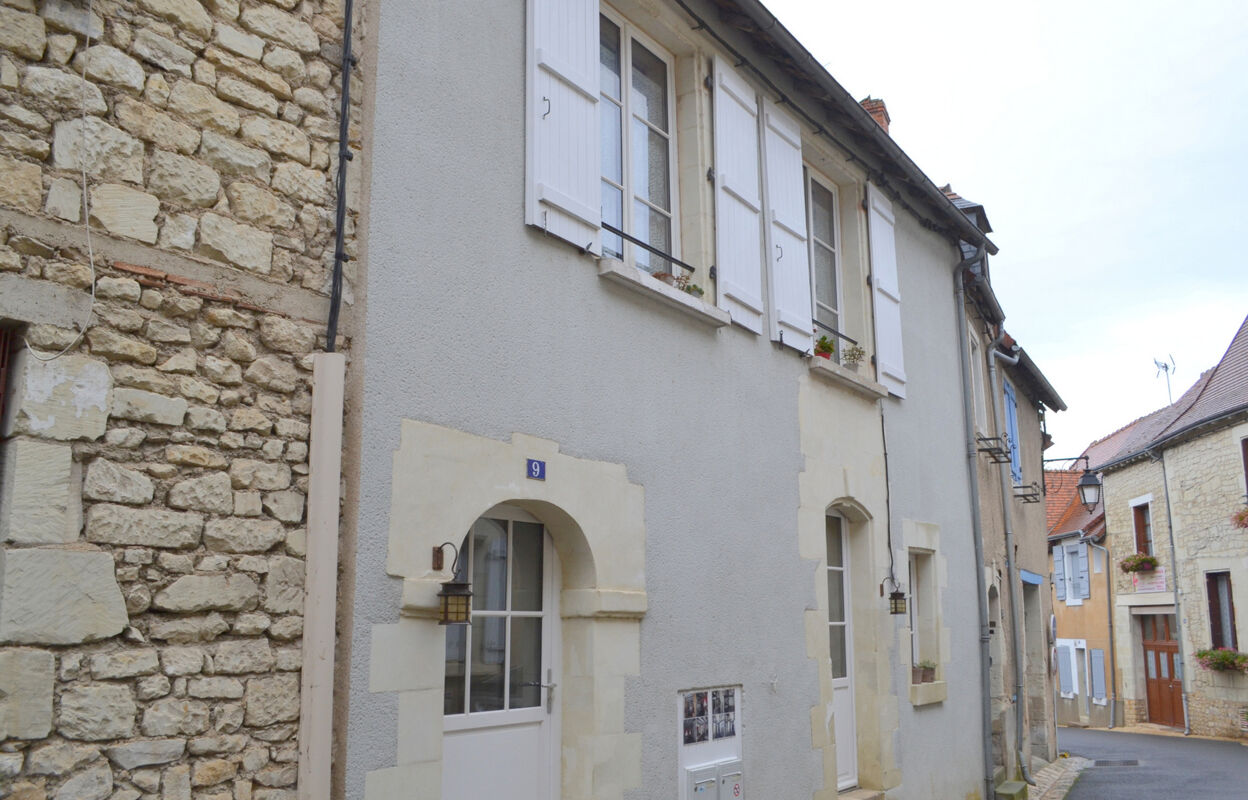 immeuble  pièces 106 m2 à vendre à La Roche-Posay (86270)