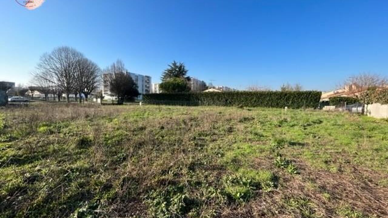 terrain  pièces 662 m2 à vendre à Cognac (16100)