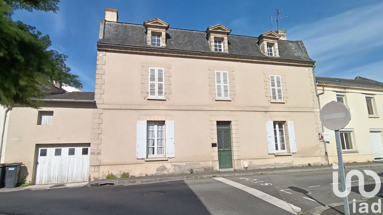 maison 7 pièces 155 m2 à vendre à Doué-en-Anjou (49700)