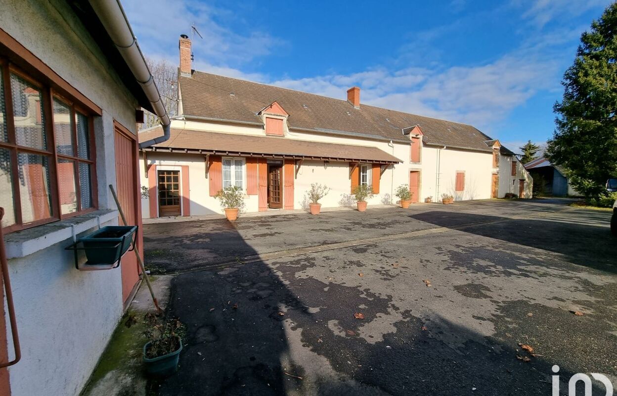 maison 8 pièces 200 m2 à vendre à Vorly (18340)