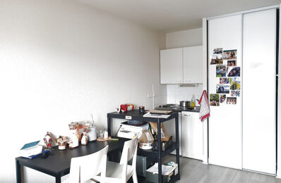 location appartement 415 € CC /mois à proximité de Les Martres-de-Veyre (63730)