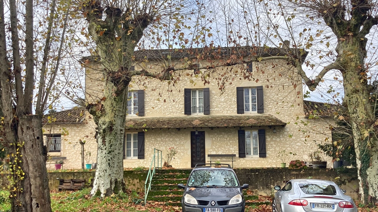 maison 8 pièces 212 m2 à vendre à Pessac-sur-Dordogne (33890)