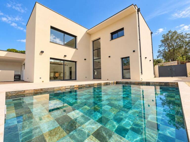 MAISON CONTEMPORAINE COUP DE COEUR 194 M2 — photo 1