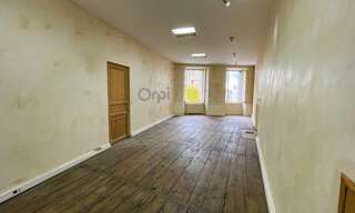 Immeuble  368 m² à vendre à Saint-Junien (87200)