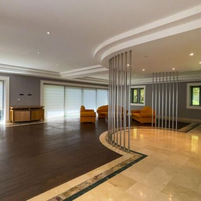 Maison 6 pièces 588240 €