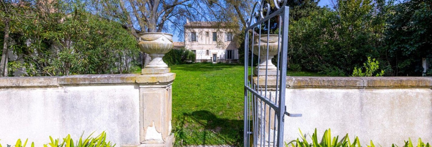 Maison 8 Pièces 233 m² à vendre à Aigues-Vives (30670)