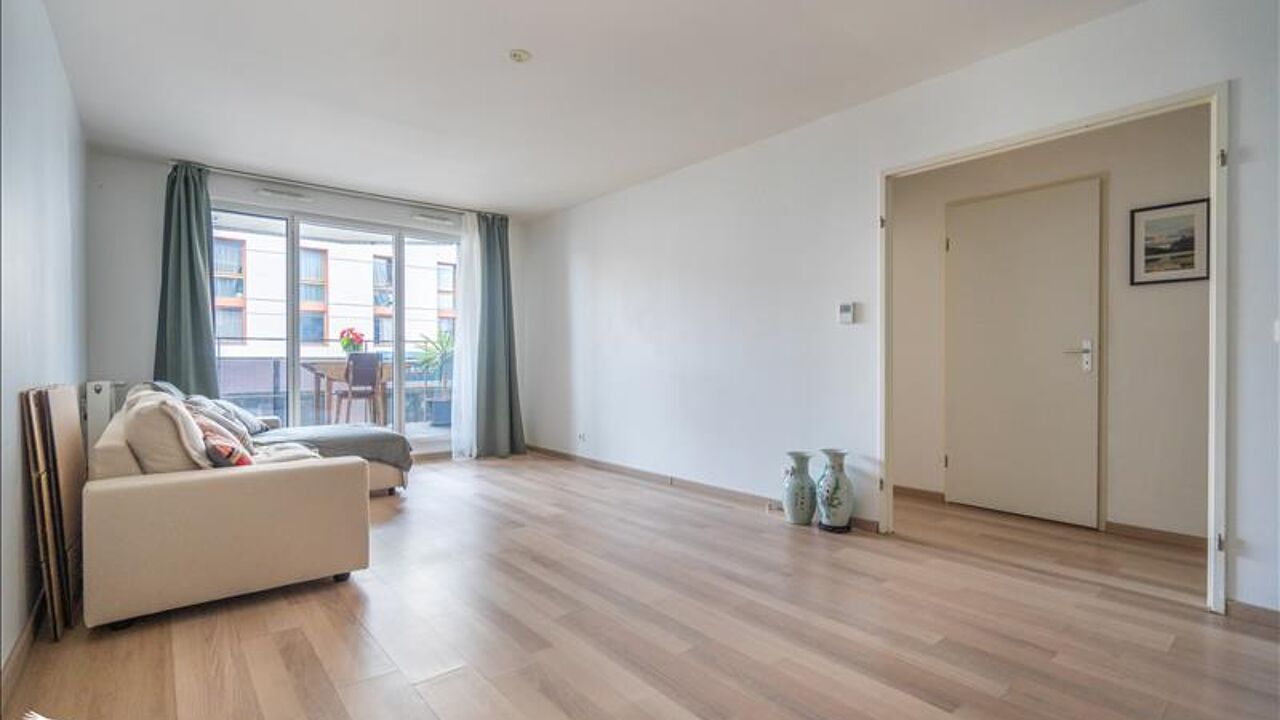 appartement 3 pièces 68 m2 à vendre à Bordeaux (33300)