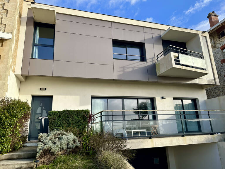 ROYAN PONTAILLAC VILLA 4 CHAMBRES 1ER LIGNE FACE OCÉAN — photo 1