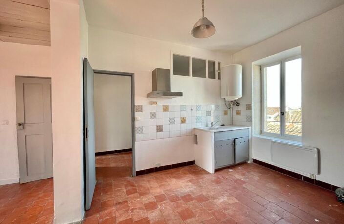 T2 AVEC BEAUX VOLUMES, VUE PIC SAINT LOUP — photo 4